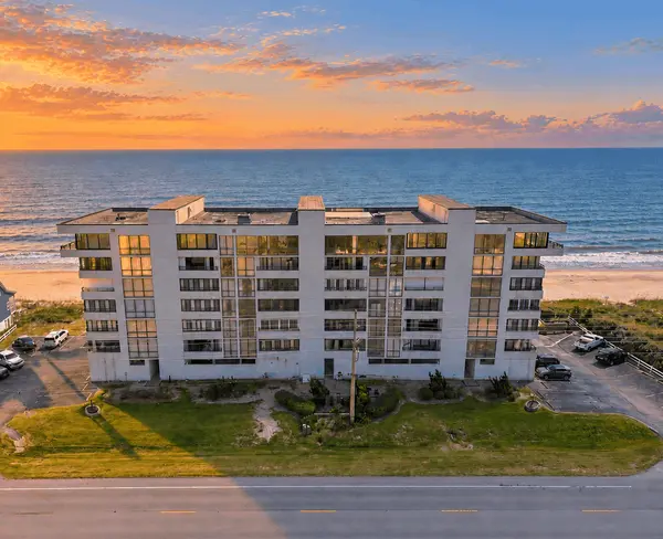How Do You Price a Coastal Home When There Aren't Good Comparable Sales?