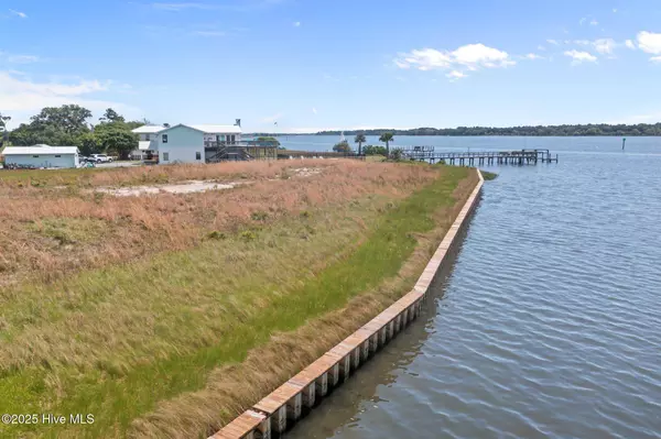 253 Betha ST, Holly Ridge, NC 28445