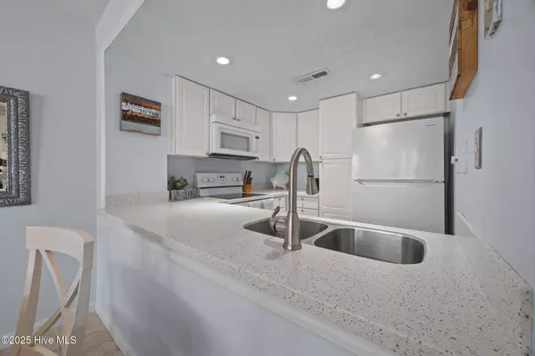 2000 New River Inlet RD #Unit 3302, North Topsail Beach, NC 28460