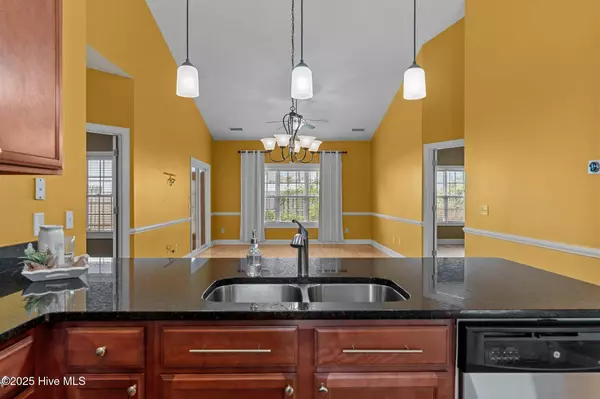 1036 Tideline DR, Leland, NC 28451