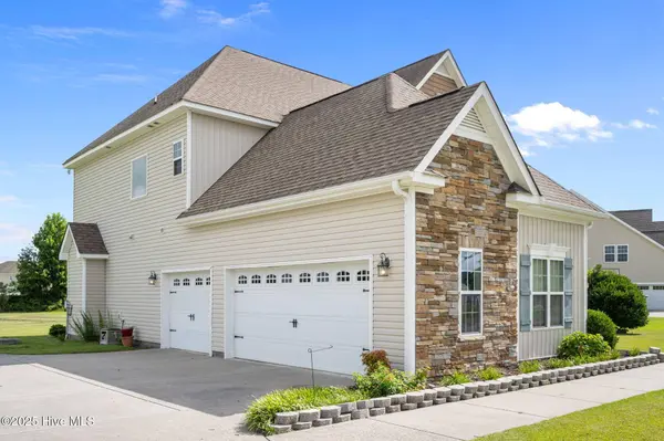 406 Fawns Creek Chase, Jacksonville, NC 28540