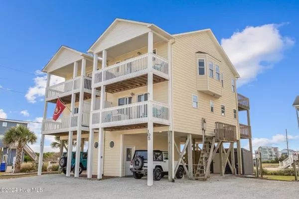 105 Volusia DR, North Topsail Beach, NC 28460