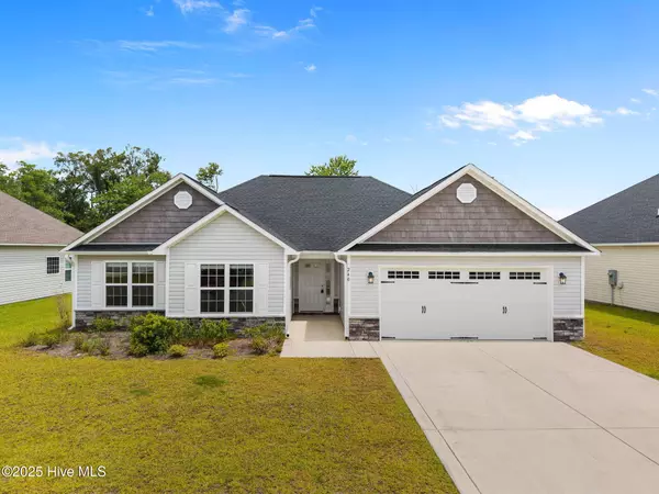 240 Crossroads Store DR, Jacksonville, NC 28546