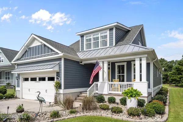 222 Twining Rose LN, Holly Ridge, NC 28445