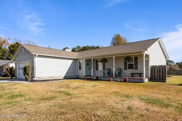 105 Poplar Ridge RD, Jacksonville, NC 28546