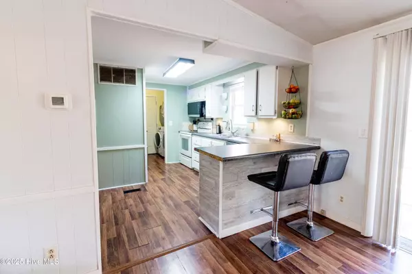 312 Peanut RD, Hampstead, NC 28443