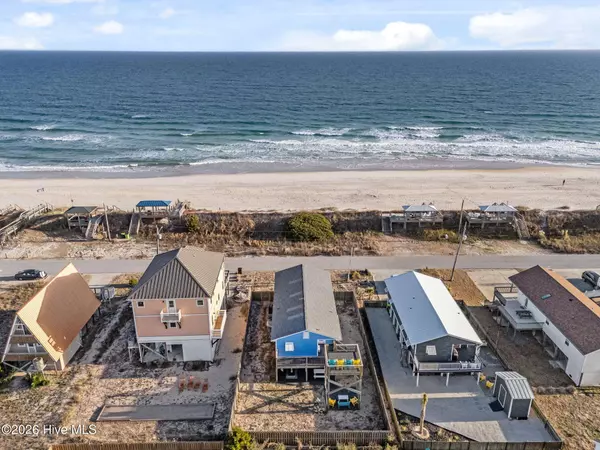 6 N Shore DR, Surf City, NC 28445