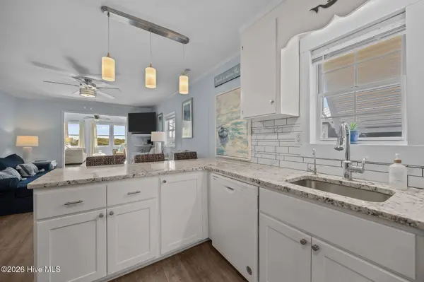 1915 N Shore DR, Surf City, NC 28445