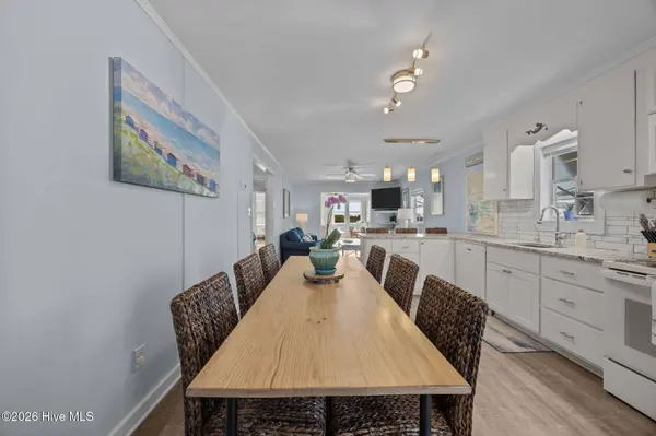 1915 N Shore DR, Surf City, NC 28445