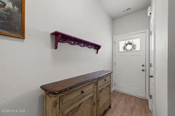 2031 Folkstone Woods LN, Holly Ridge, NC 28445