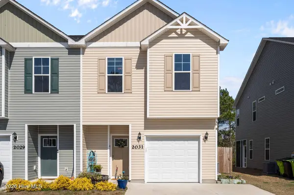 2031 Folkstone Woods LN, Holly Ridge, NC 28445