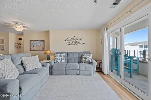 790 New River Inlet RD #320b, North Topsail Beach, NC 28460