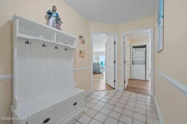 790 New River Inlet RD #320b, North Topsail Beach, NC 28460