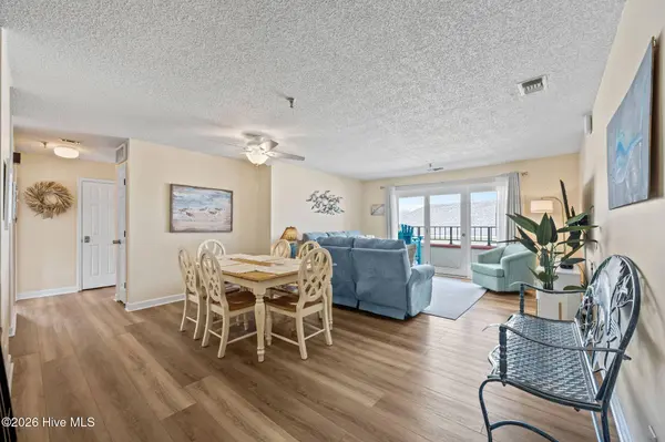 790 New River Inlet RD #320b, North Topsail Beach, NC 28460