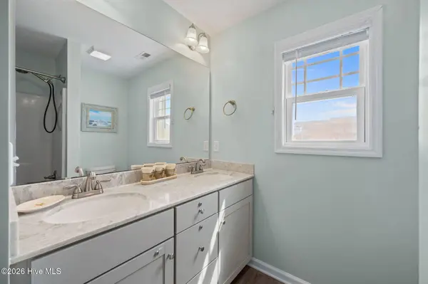 1517 Wahoo ST, North Topsail Beach, NC 28460