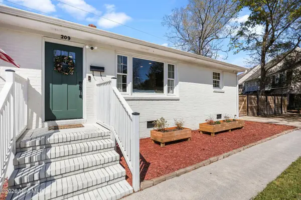 209 Puller DR, Jacksonville, NC 28540