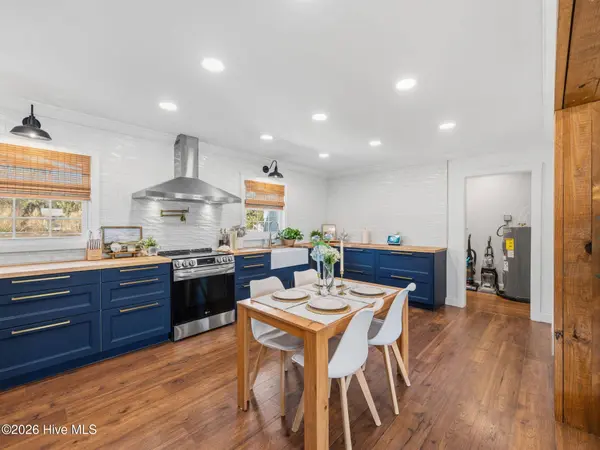 209 Puller DR, Jacksonville, NC 28540