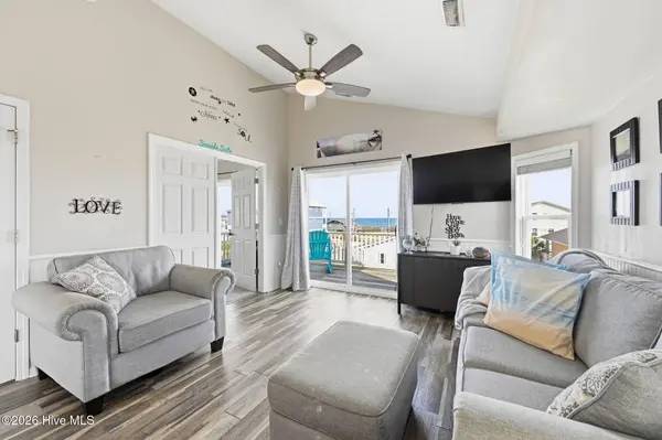 1426 N New River DR, Surf City, NC