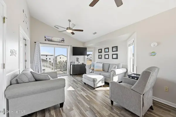 1426 N New River DR, Surf City, NC