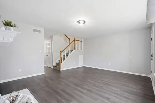 532 Cobblestone DR, Wilmington, NC 28405