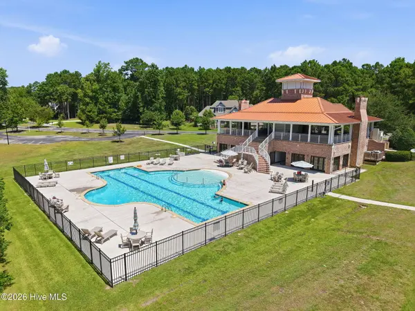 135 Hydrangea LN, Hampstead, NC 28443