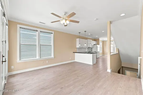 108 Egret Landing CT #B, Surf City, NC 28445