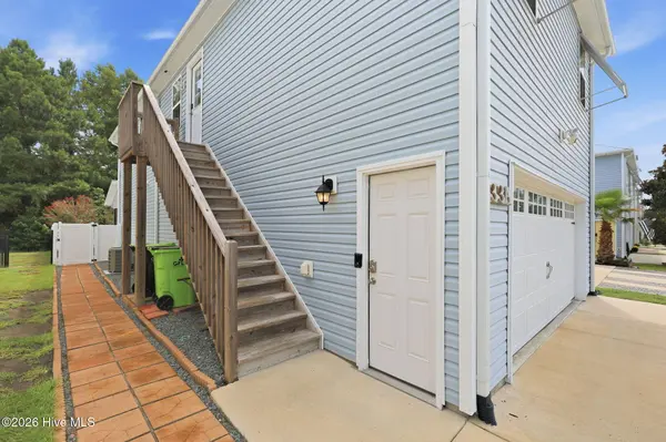 133 James AVE #A, Surf City, NC 28445