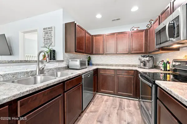 133 James AVE #A, Surf City, NC 28445