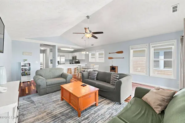 421 N New River DR #A, Surf City, NC 28445