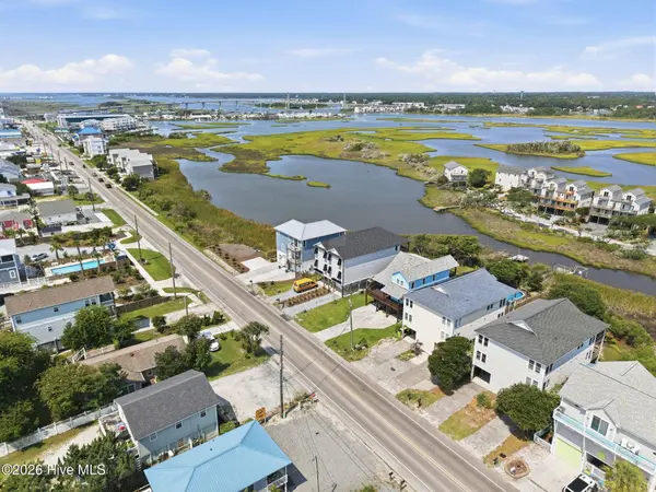 421 N New River DR #A, Surf City, NC 28445