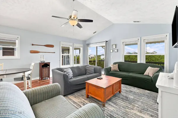 421 N New River DR #A, Surf City, NC 28445