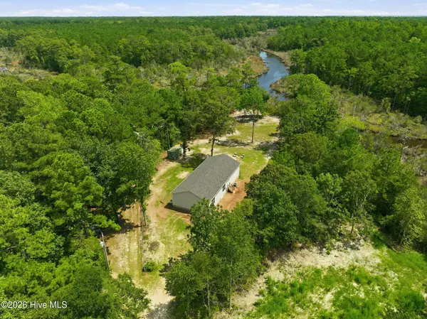 324 Clearview DR, Holly Ridge, NC 28445
