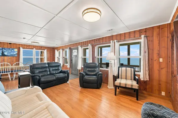 616 N Shore DR, Surf City, NC 28445