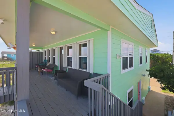616 N Shore DR, Surf City, NC 28445