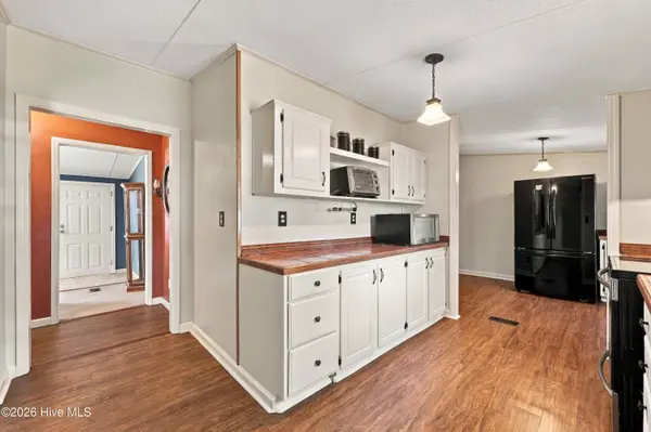 683 Bay Harbor DR, Hampstead, NC 28443