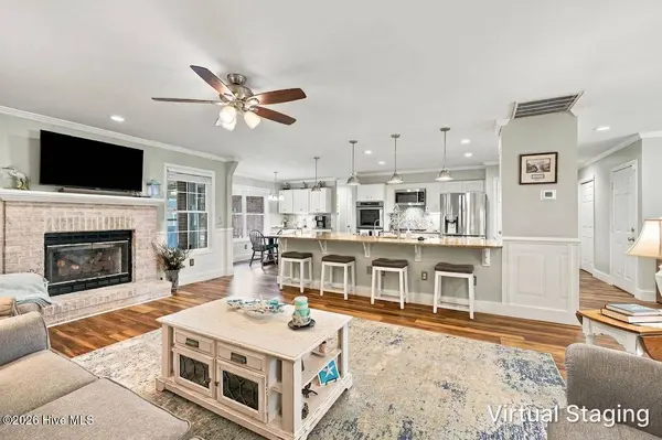 323 S Belvedere DR, Hampstead, NC 28443