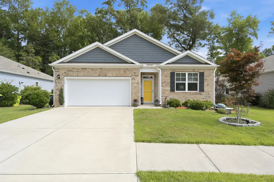 348 Windy Woods Way, Wilmington, NC 28401-8425