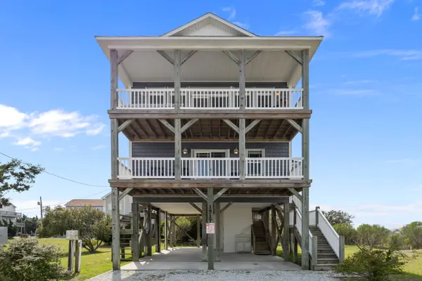 1517 Wahoo St, North Topsail Beach, NC 28460-8232