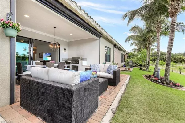 13339 Silktail DR, Naples, FL 34109