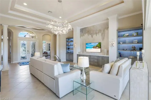 8414 Sedonia CIR, Estero, FL 33967