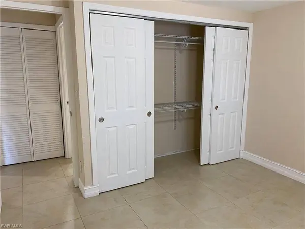 5389 Treetops DR #I, Naples, FL 34113