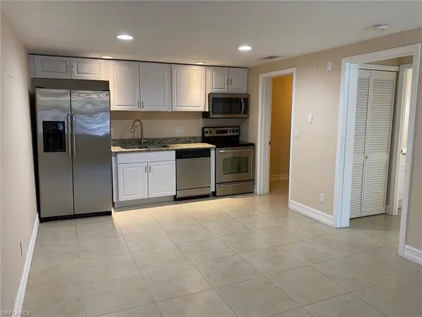 5389 Treetops DR #I, Naples, FL 34113