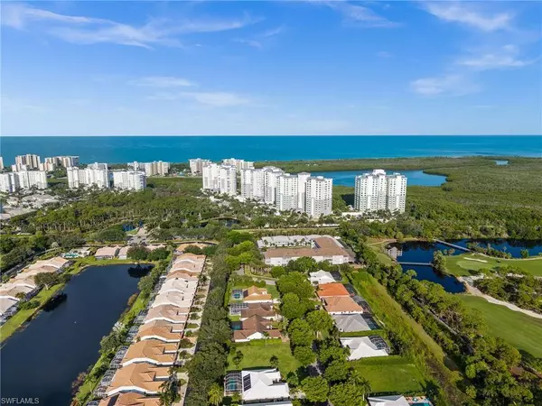 544 Roma CT, Naples, FL 34110