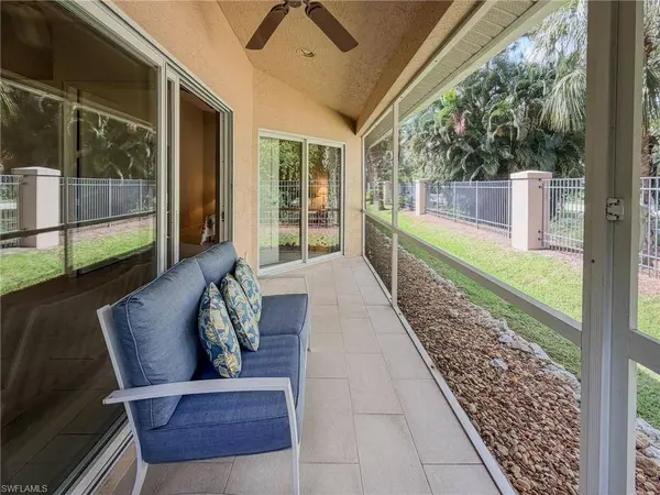 3510 AVION WOODS CT #104, Naples, FL 34104
