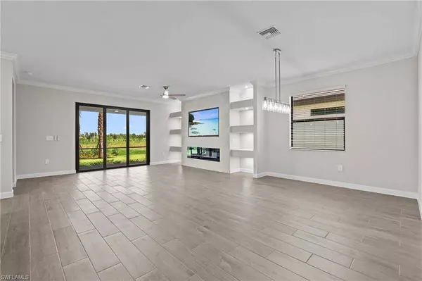 19402 Hinkley DR, Estero, FL 33928