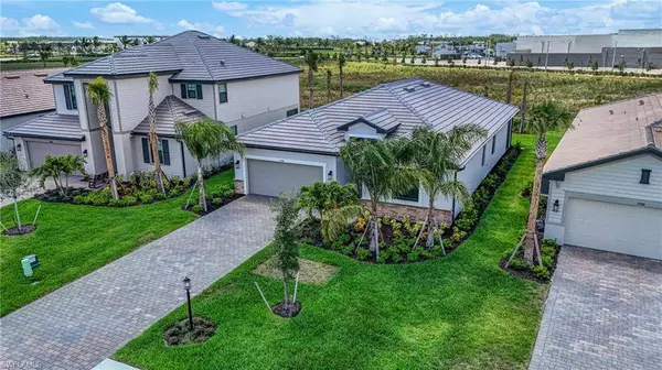 19390 Hinkley DR, Estero, FL 33928