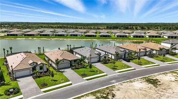 19105 Hinkley DR, Estero, FL 33928