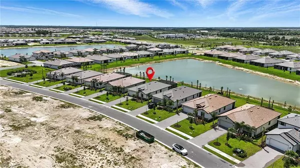 19105 Hinkley DR, Estero, FL 33928