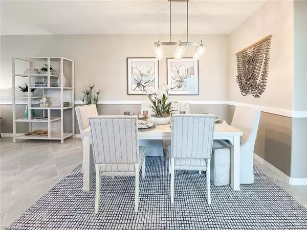 2039 Vermont LN, Naples, FL 34120