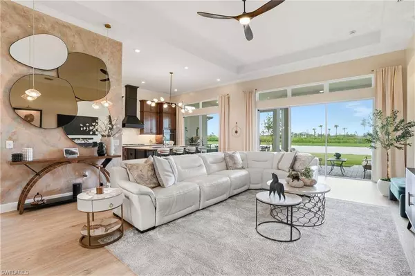 15445 Turin DR, Naples, FL 34114